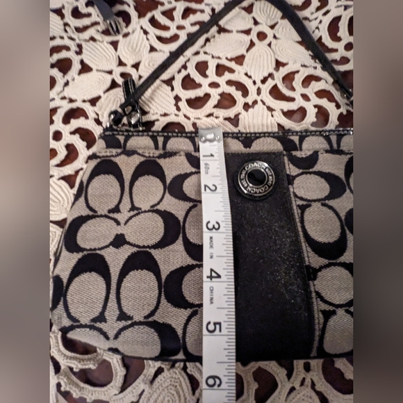 Coach 47706 Large Signature Stripe Wristlet Bag Clutch - Picture 8 of 9